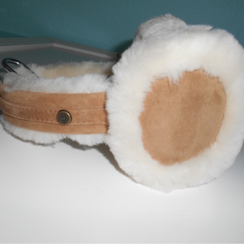 Ugg earmuffs